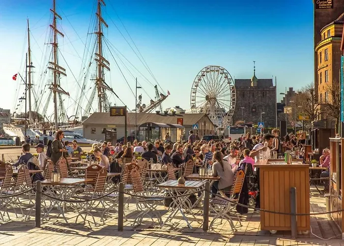 Dinbnb I The Bryggen Experience I Enjoy Life With Friends & Family Lägenhet