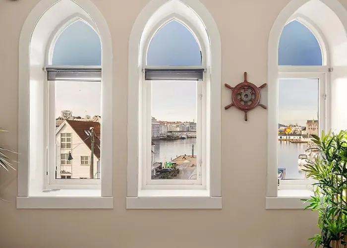 Dinbnb I The Bryggen Experience I Enjoy Life With Friends & Family Lägenhet Bergen