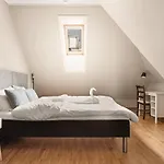 Dinbnb I The Bryggen Experience I Enjoy Life With Friends & Family 아파트 *