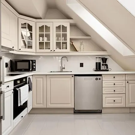 Dinbnb I The Bryggen Experience I Enjoy Life With Friends & Family 아파트 *